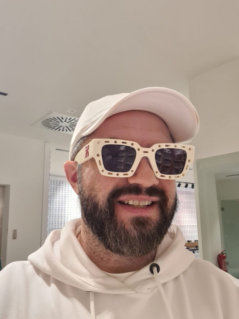 20230506 141745 768x1024